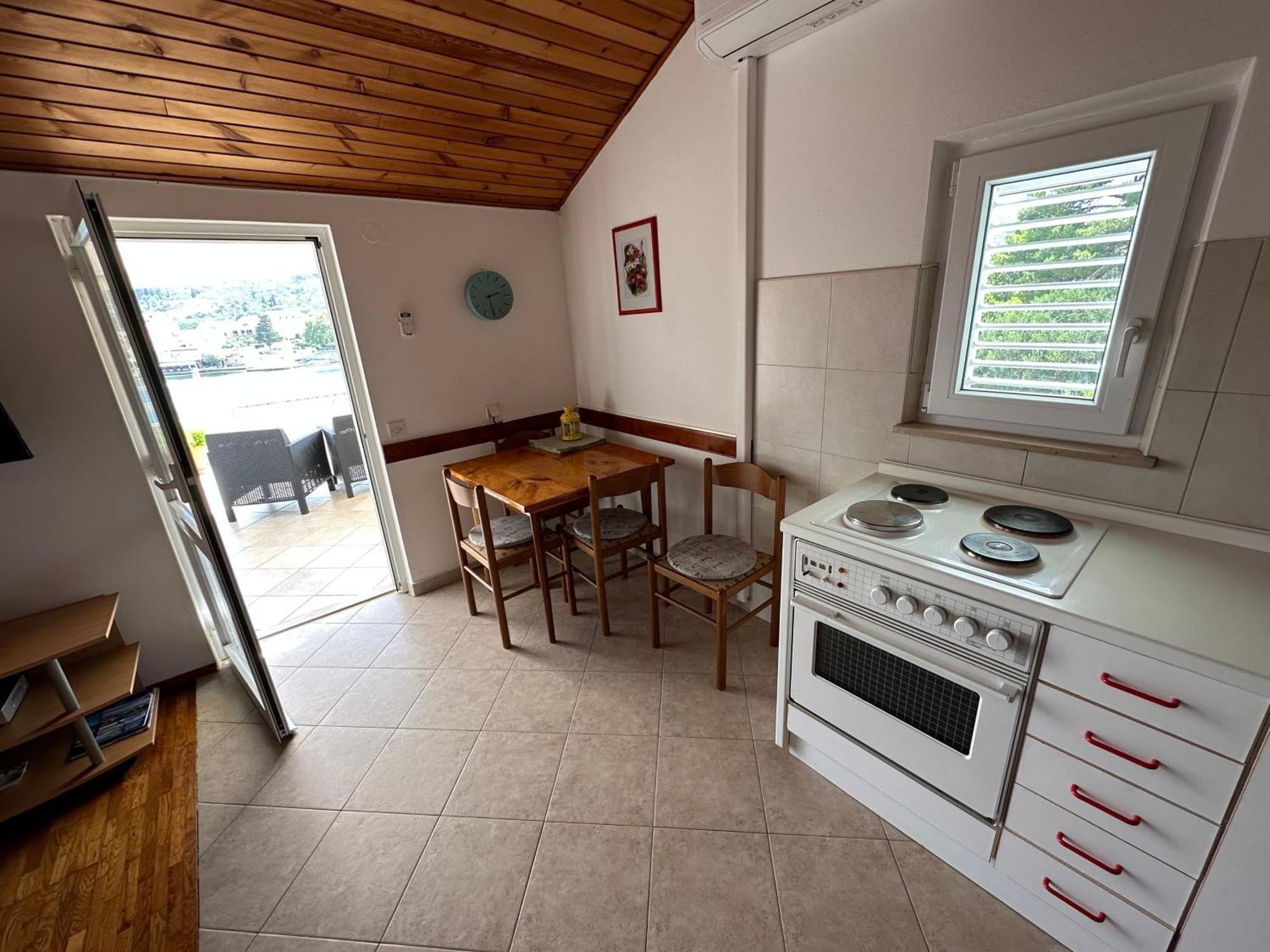 Apartments Suda Lumbarda Exterior photo